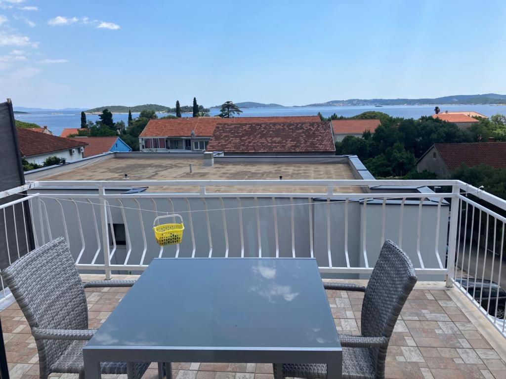 Apartmani Fani 2 Min Walking From Sea Orebić Eksteriør billede