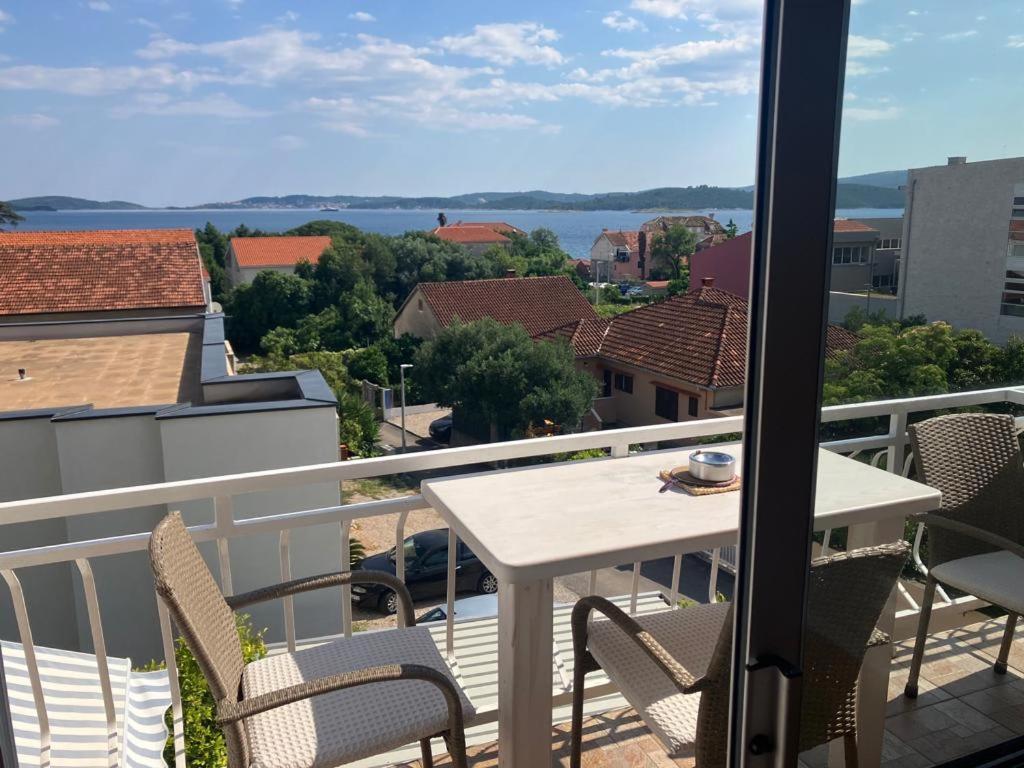 Apartmani Fani 2 Min Walking From Sea Orebić Eksteriør billede
