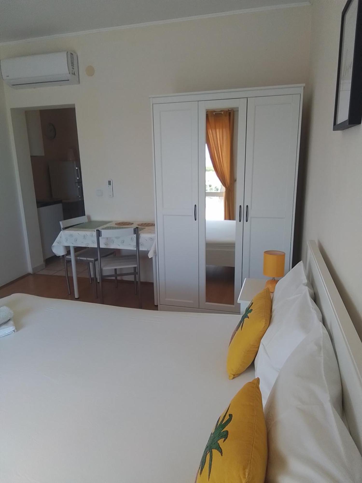 Apartmani Fani 2 Min Walking From Sea Orebić Eksteriør billede