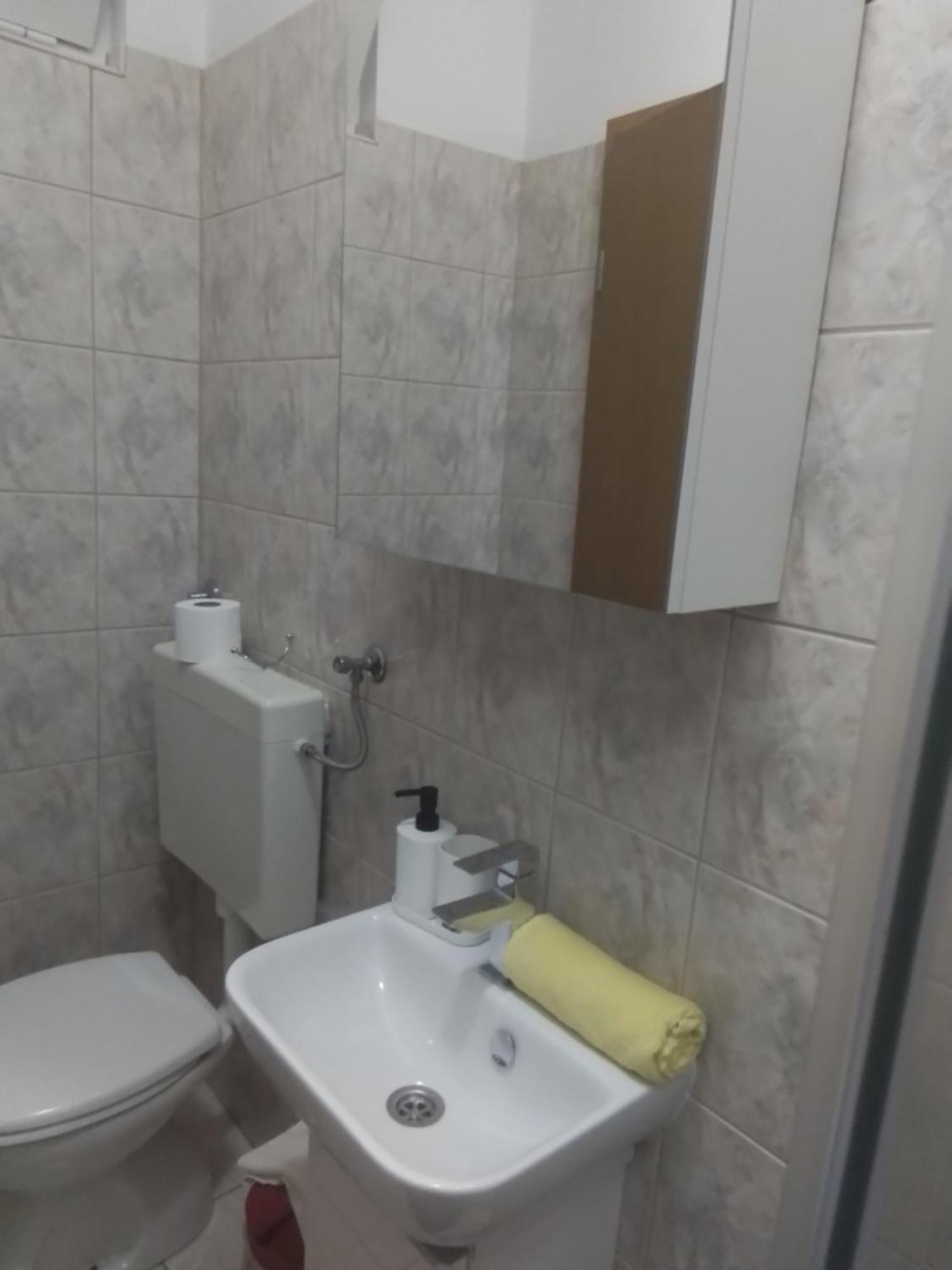 Apartmani Fani 2 Min Walking From Sea Orebić Eksteriør billede