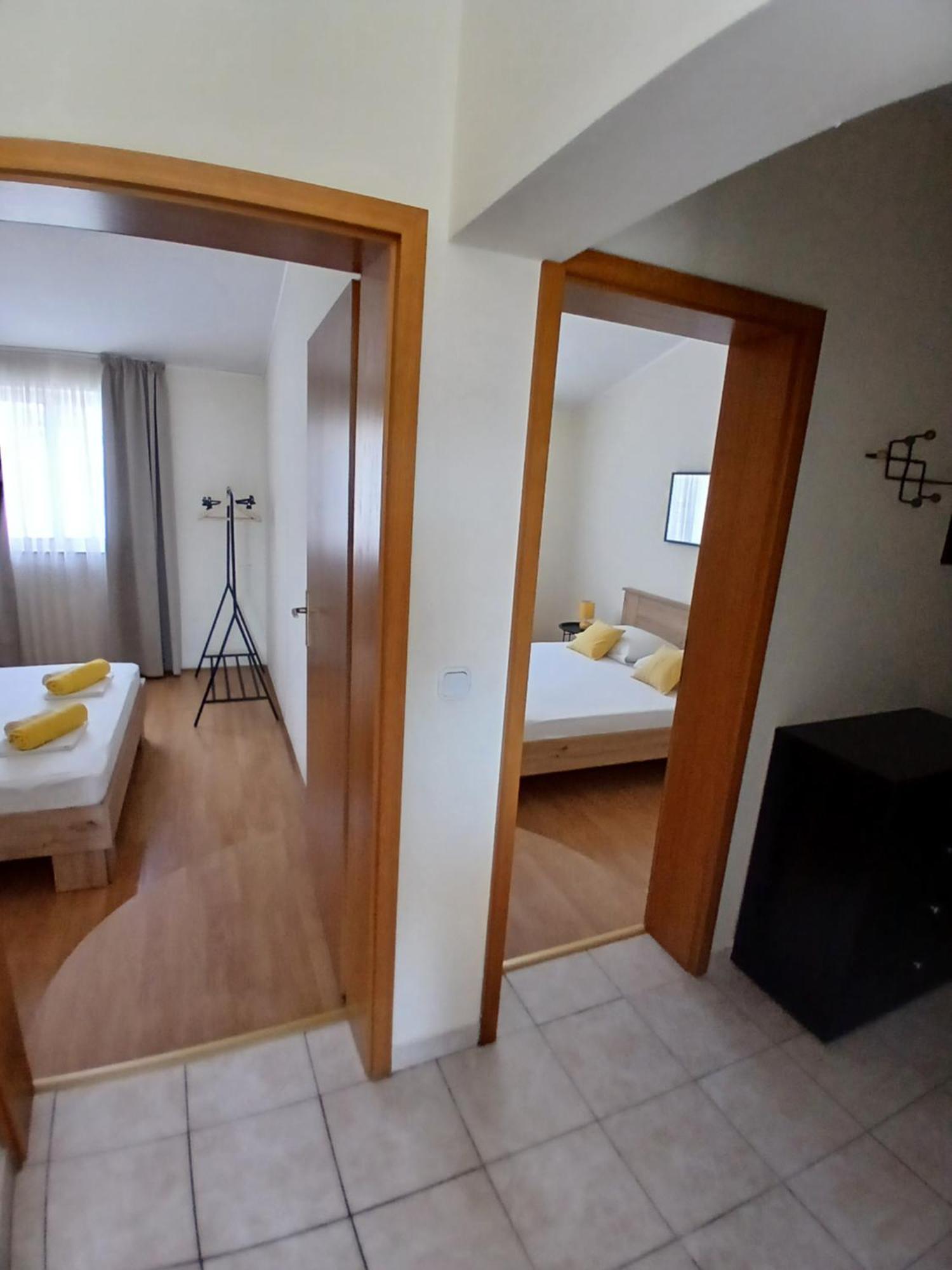 Apartmani Fani 2 Min Walking From Sea Orebić Eksteriør billede
