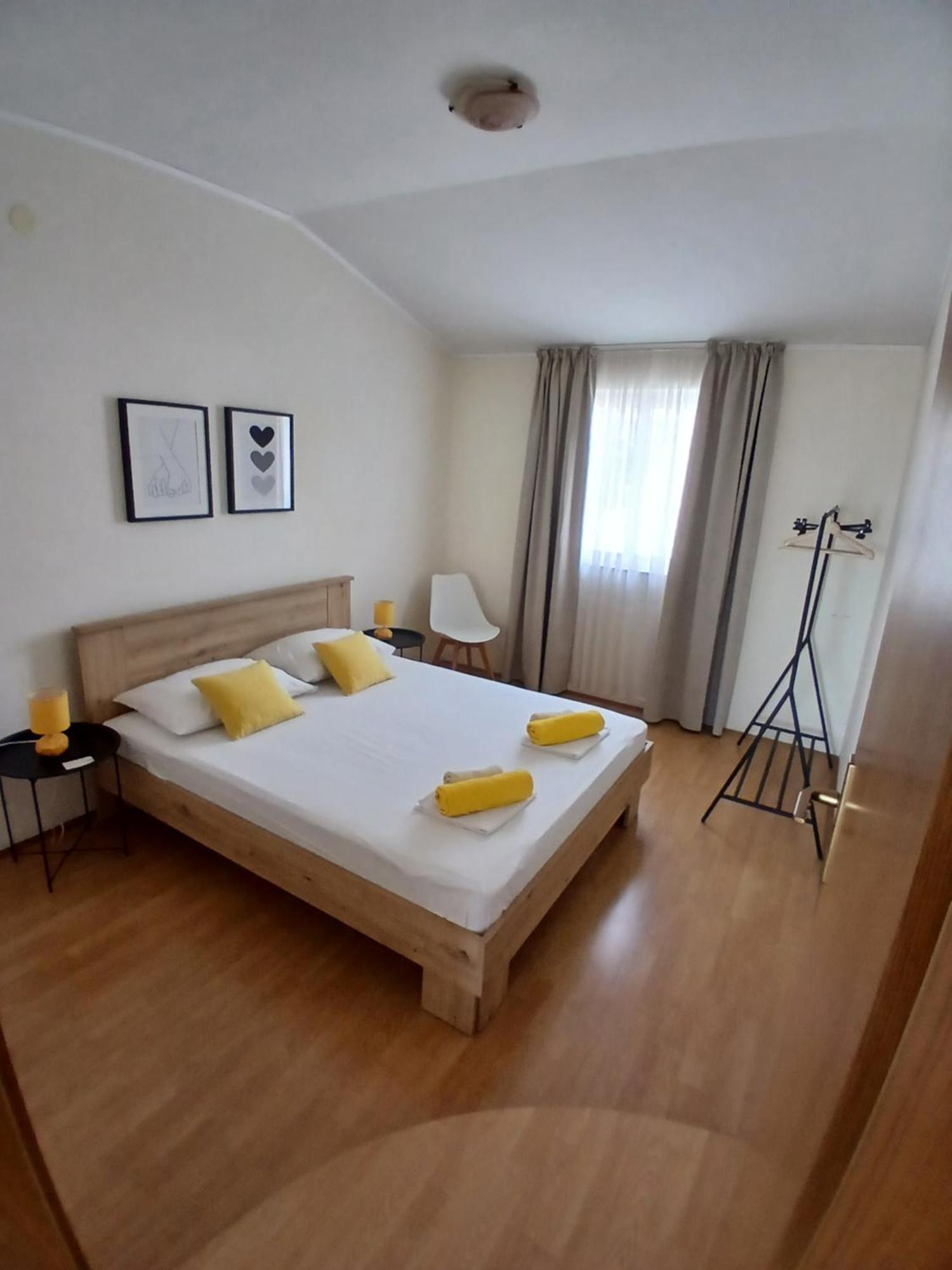 Apartmani Fani 2 Min Walking From Sea Orebić Eksteriør billede